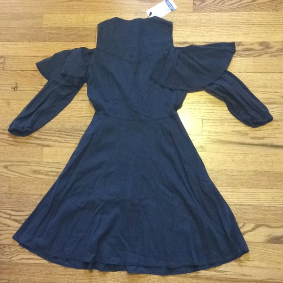 Zara ruffle cold shoulder dress with pockets - Picture 7 of 8